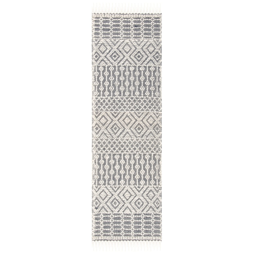 SAFAVIEH Handmade Natura Estel Wool Fringe Rug