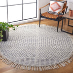 SAFAVIEH Handmade Natura Estel Wool Fringe Rug