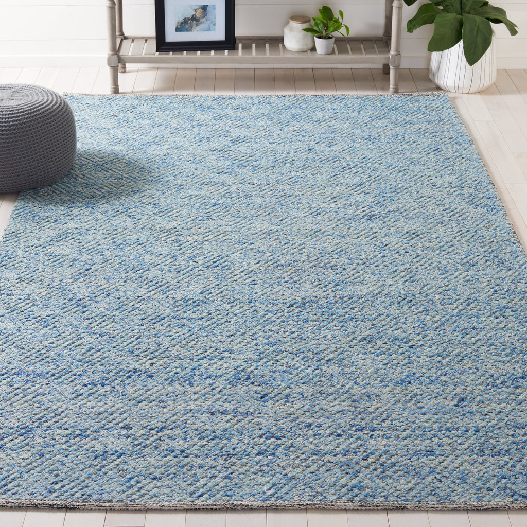 SAFAVIEH Handmade Natura Palmerina Wool Area Rug