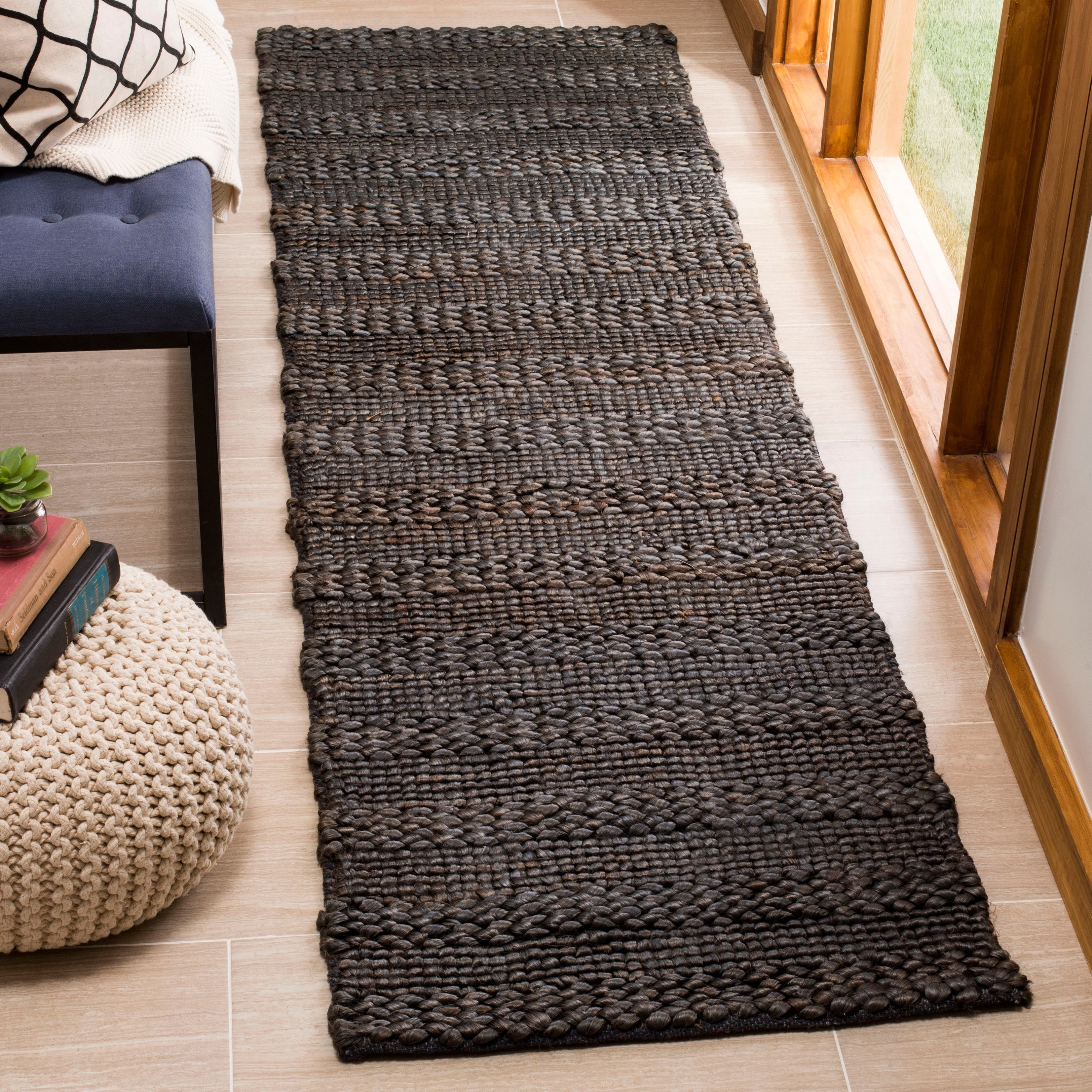 SAFAVIEH Handmade Natural Fiber Zaniyah Jute Rug