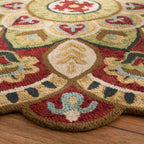 SAFAVIEH Handmade Novelty Sheyla Ornate Flower Wool Rug
