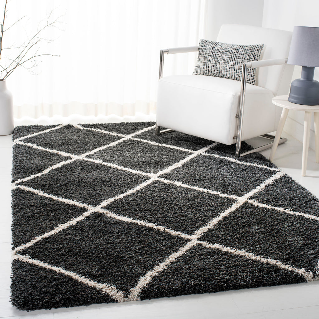 SAFAVIEH Hudson Shag Raili Diamond Trellis 2-inch Thick Rug