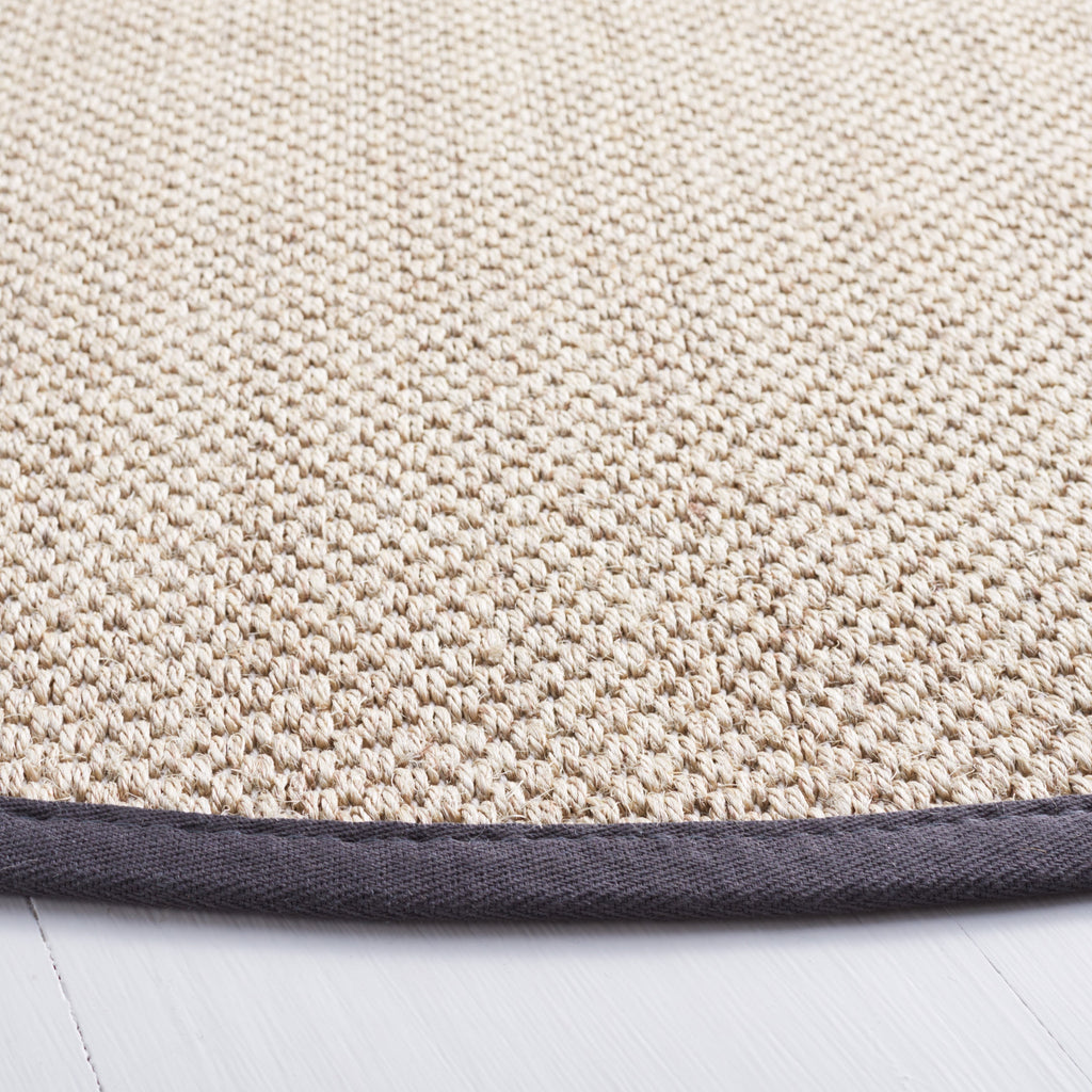 SAFAVIEH Natural Fiber Lorine Casual Border Sisal Rug