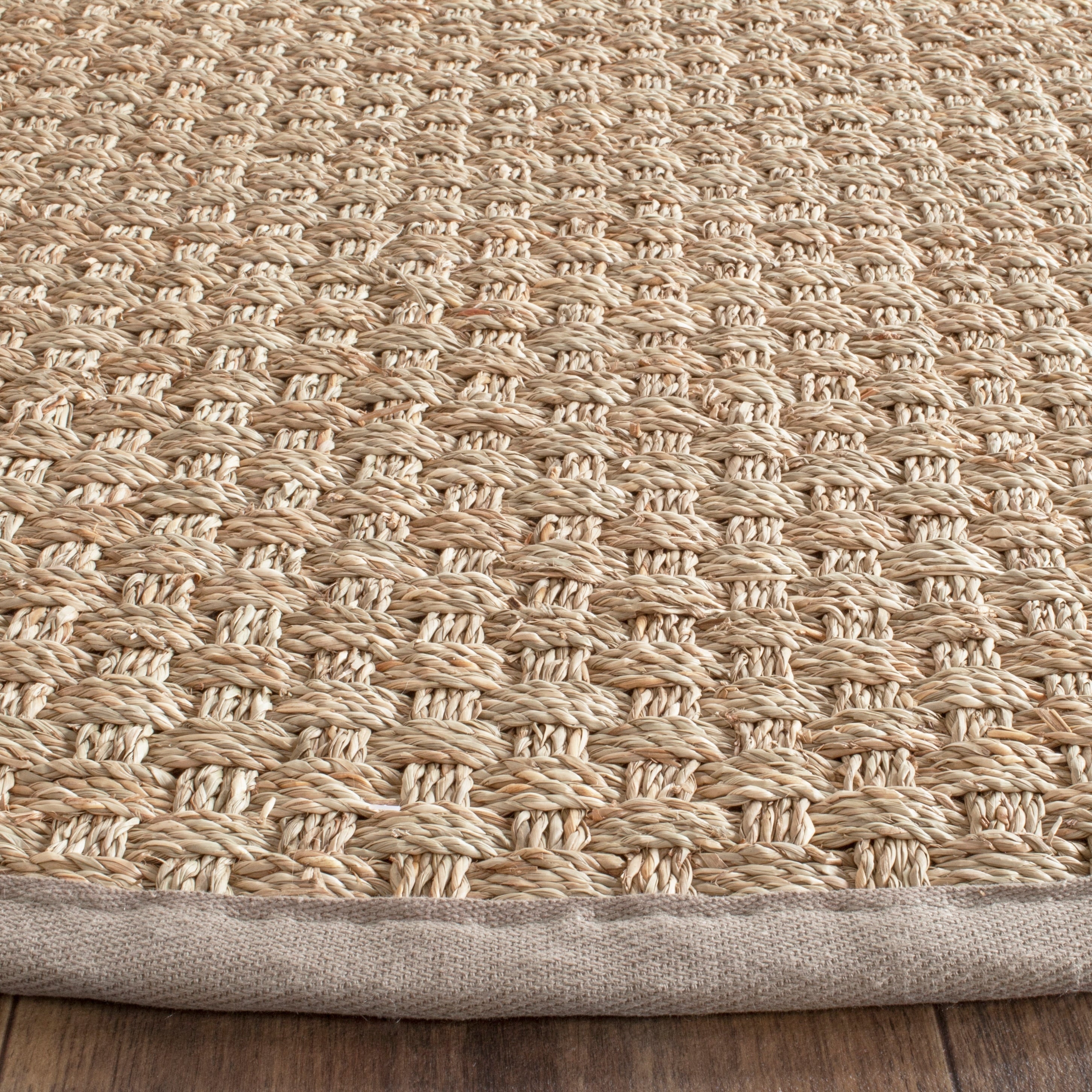 SAFAVIEH Natural Fiber Zymryd Basketweave Seagrass Rug