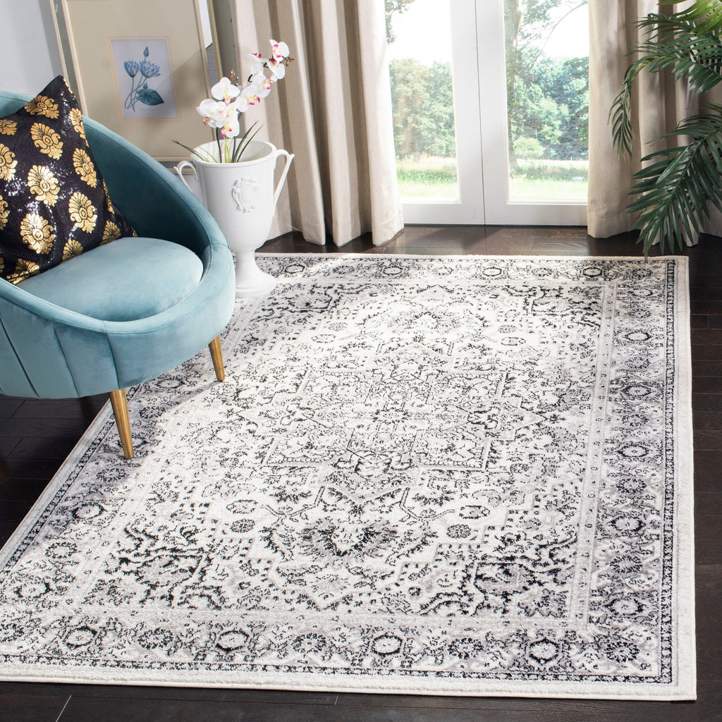 SAFAVIEH Skyler Agoritsa Oriental Boho Rug