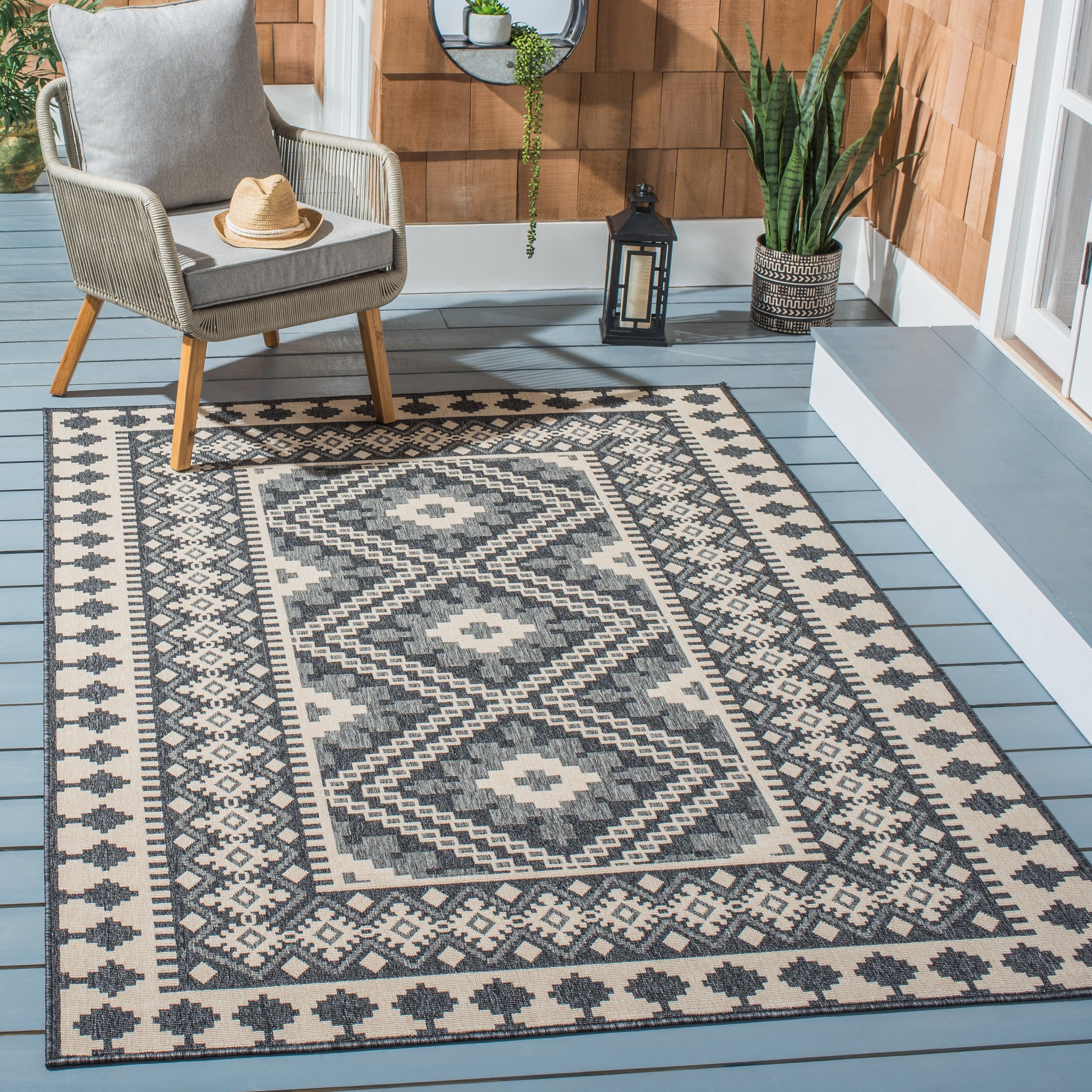 SAFAVIEH Veranda Rita Indoor/ Outdoor Waterproof Patio Backyard Rug