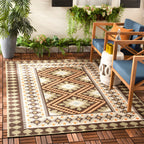 SAFAVIEH Veranda Rita Indoor/ Outdoor Waterproof Patio Backyard Rug