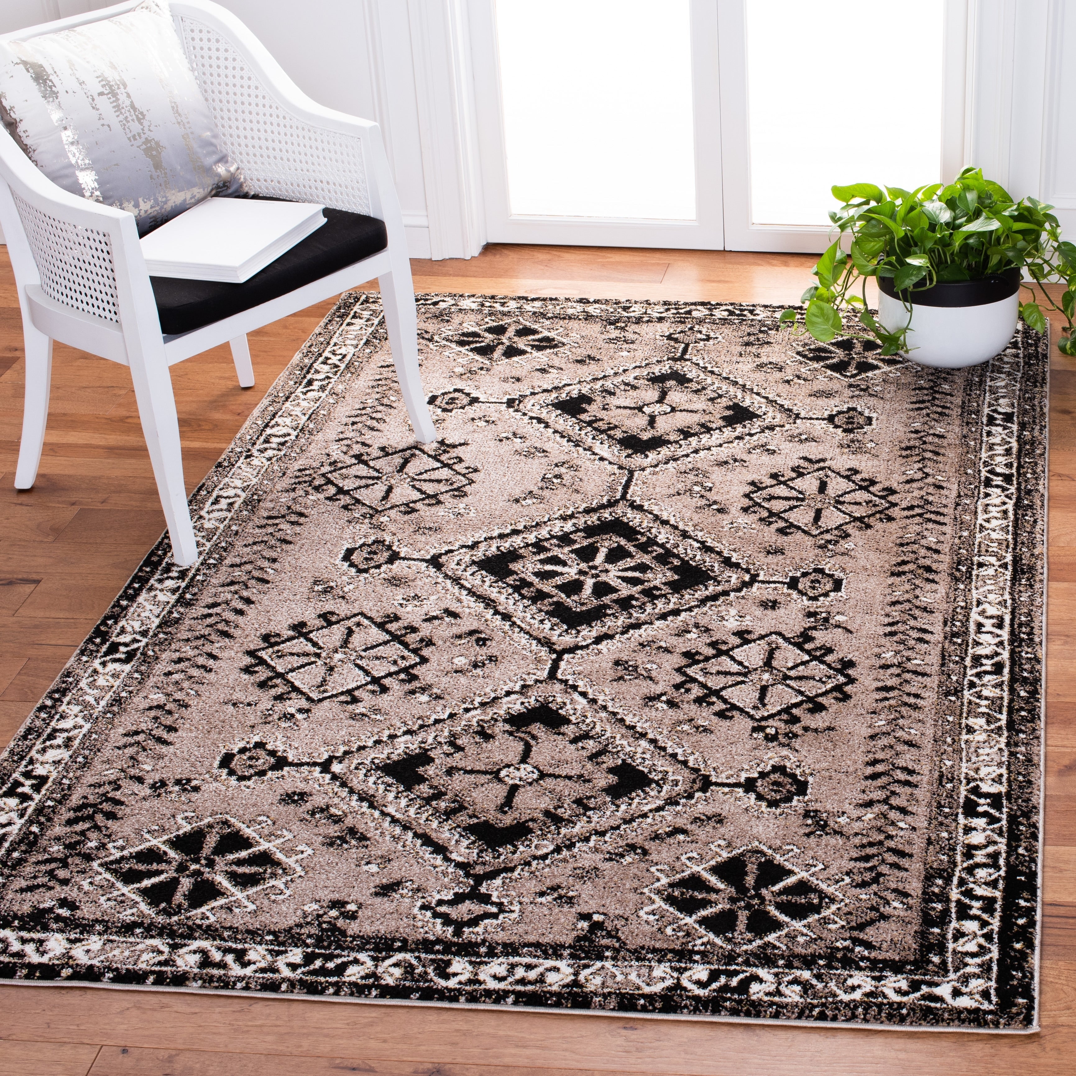 SAFAVIEH Vintage Hamadan Graine Traditional Rug