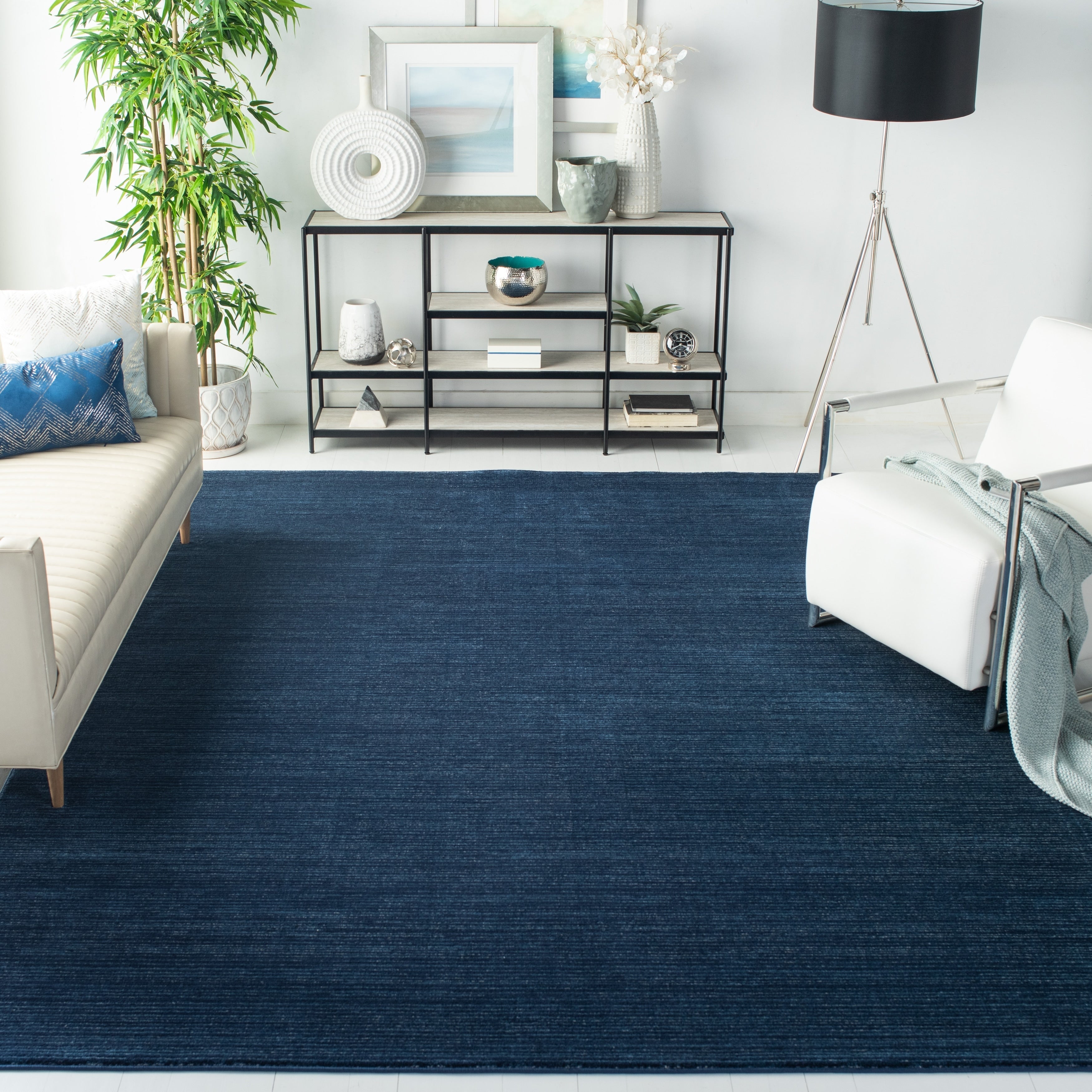 SAFAVIEH Vision Sunanda Modern Ombre Tonal Rug.