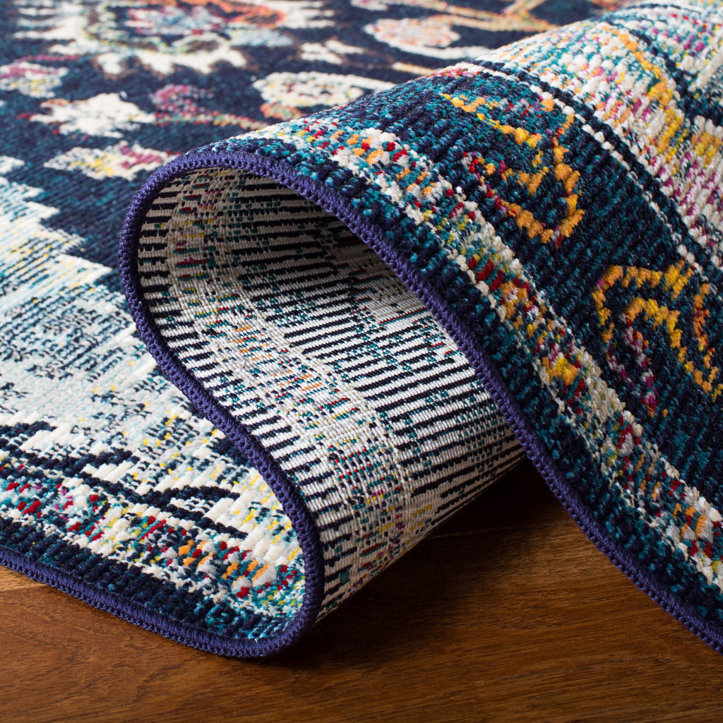 SAFAVIEH, Crystal Naimat Vintage Boho Medallion Rug