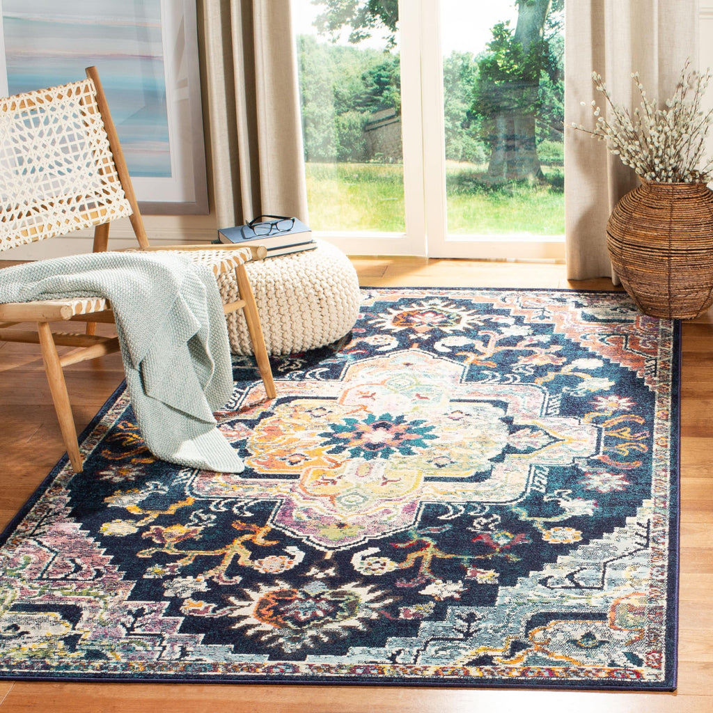 SAFAVIEH, Crystal Naimat Vintage Boho Medallion Rug