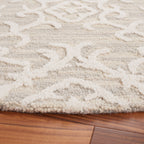 SAFAVIEH, Handmade Blossom Vesela Modern Floral Wool Rug