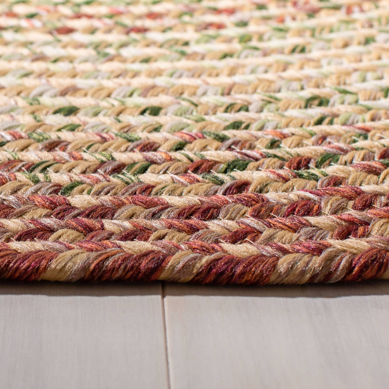 SAFAVIEH, Handmade Braided Adelajde Country Rug