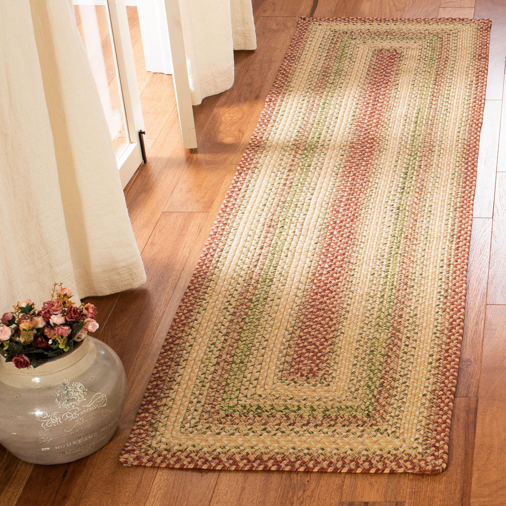 SAFAVIEH, Handmade Braided Adelajde Country Rug
