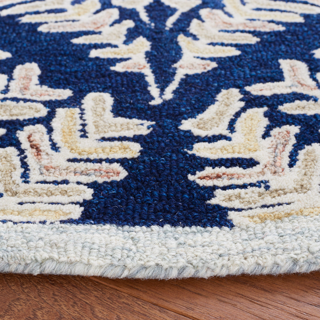 SAFAVIEH Handmade Capri Kert Wool Rug