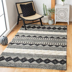 SAFAVIEH, Handmade Natura Paladia Wool Rug
