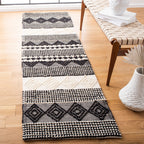 SAFAVIEH, Handmade Natura Paladia Wool Rug