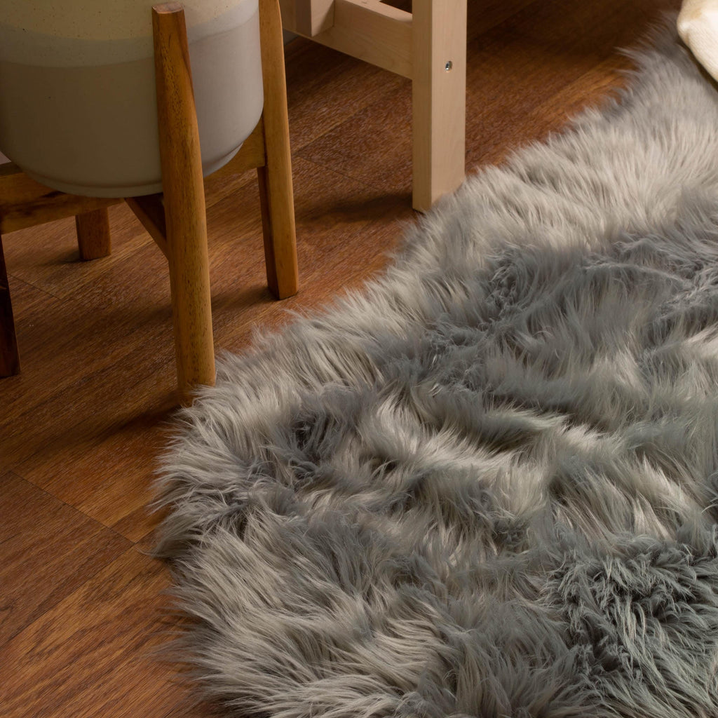 Silver Orchid Parrott Faux Fur Sheepskin Area Rug