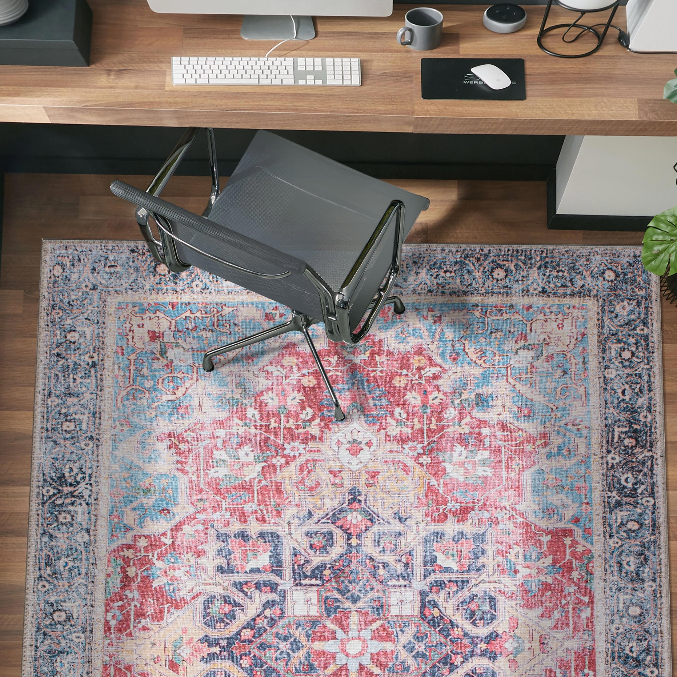 Traditional Distressed Vintage Machine Washbale Multi Area Rug