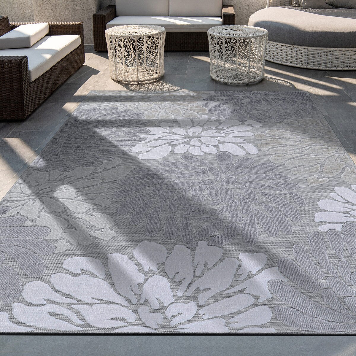 VILLADECOR Floral Indoor Outdoor Area Rug Low High Pile Rugs For Patio