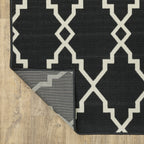 Vista Home Malta Lattice Black/ Off-White Indoor Outdoor Area Rug.