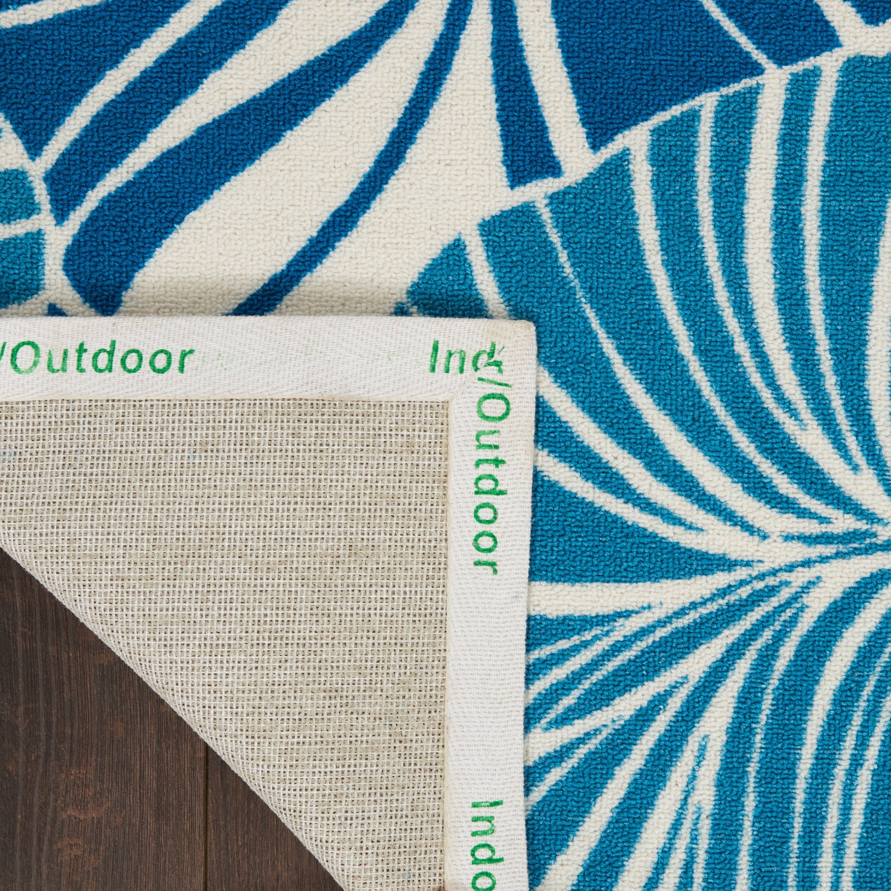 Waverly Sun N' Shade Modern Botanical Indoor/Outdoor Area Rug