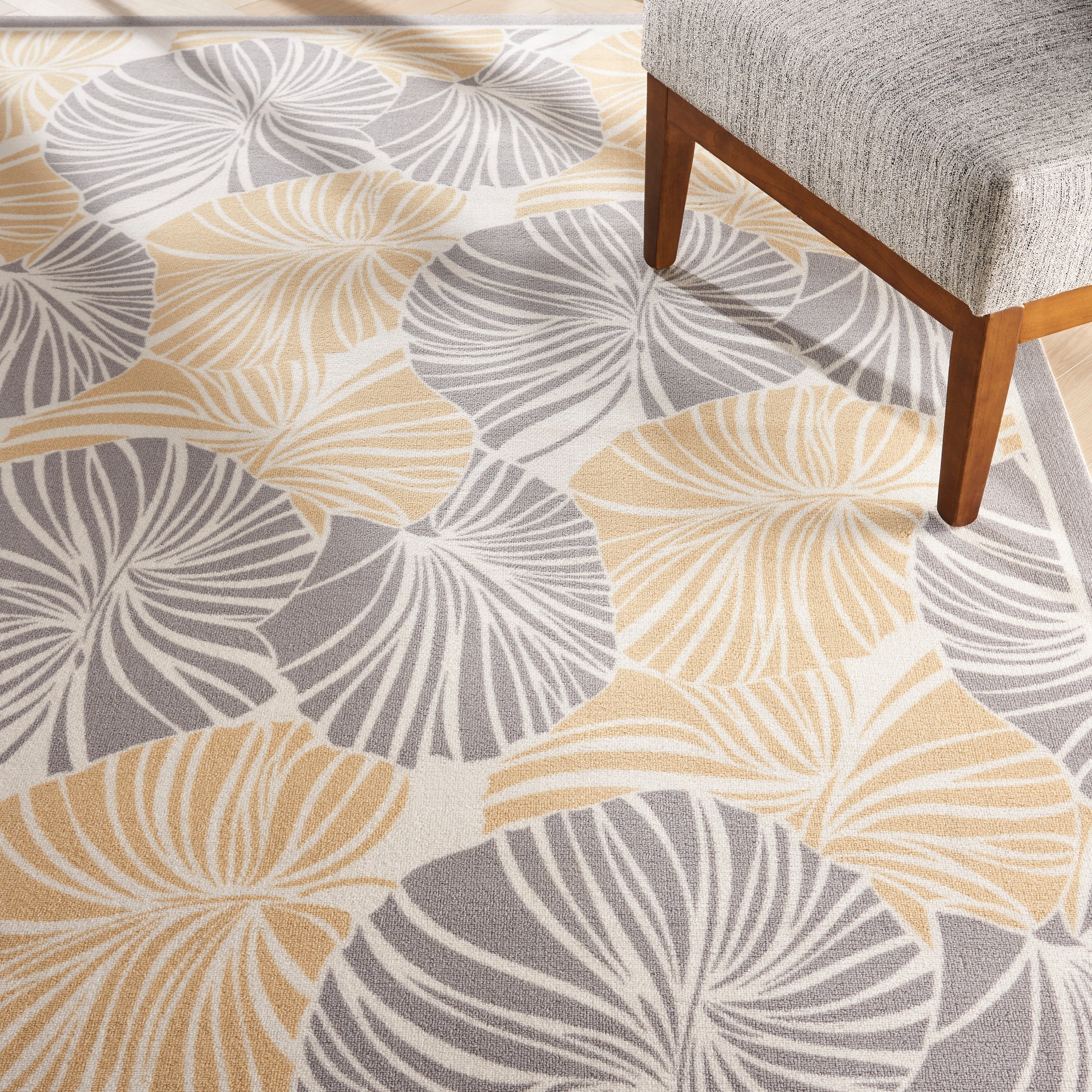 Waverly Sun N' Shade Modern Botanical Indoor/Outdoor Area Rug