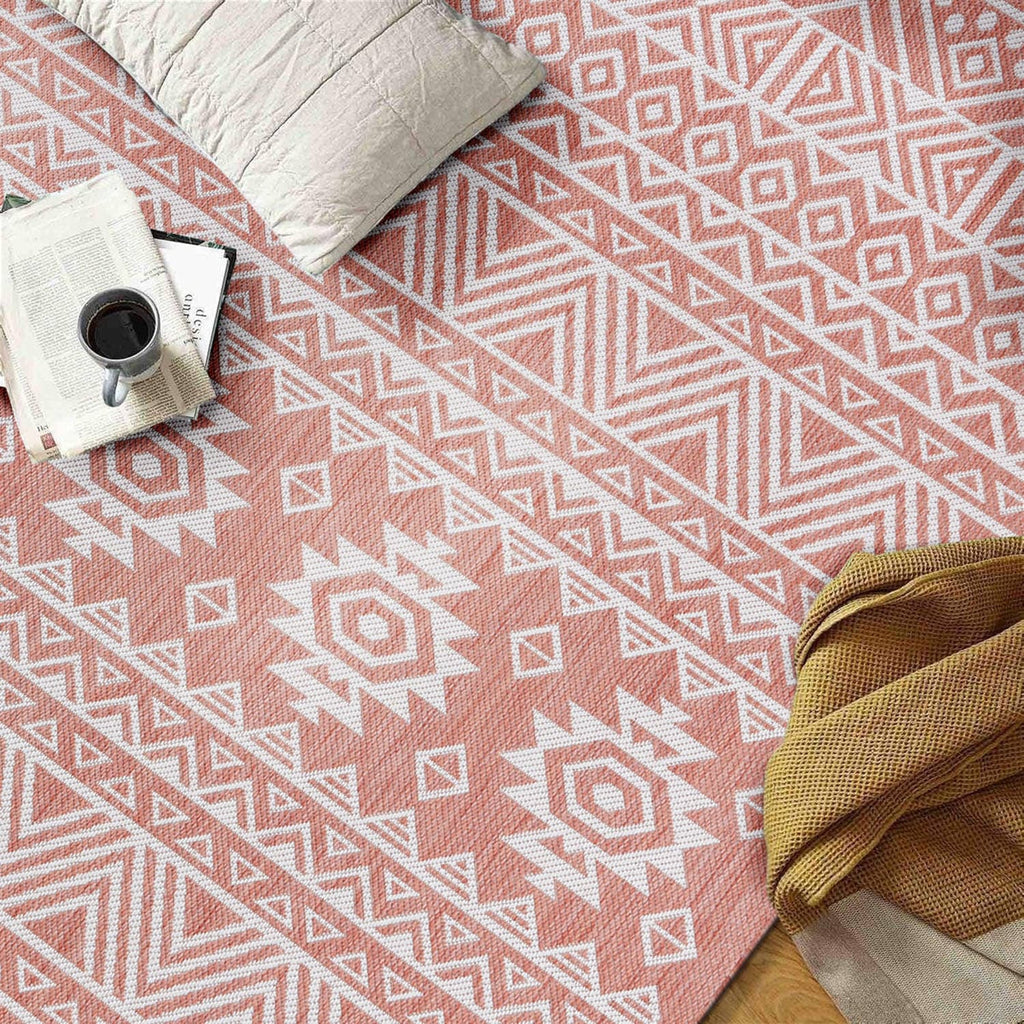 World Rug Gallery Distressed Geometric Bohemian Textured Flat Weave Indoor/Outdoor Area Rug