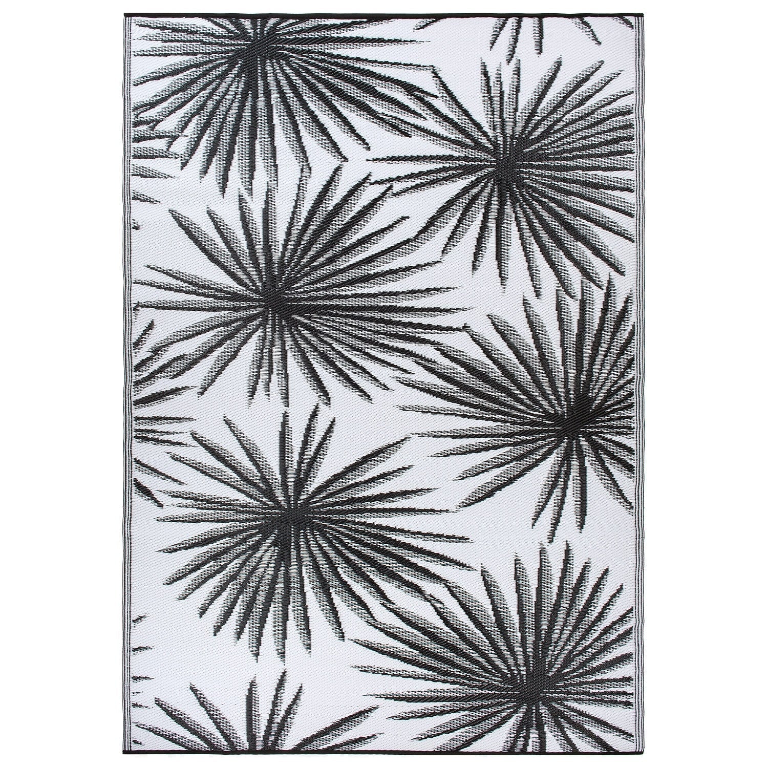 World Rug Gallery Floral Tropical Reversible Recycled Plastic Outdoor Rugs