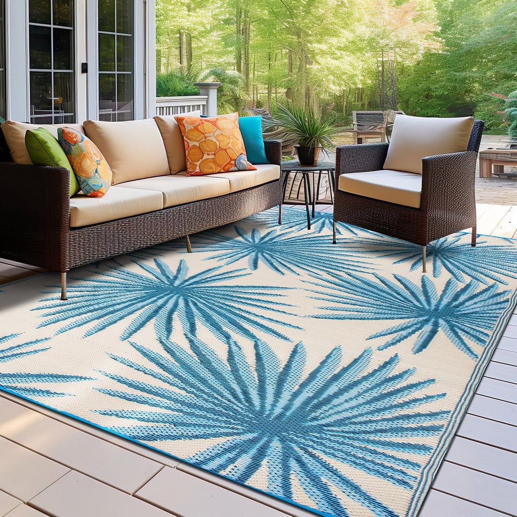 World Rug Gallery Floral Tropical Reversible Recycled Plastic Outdoor Rugs