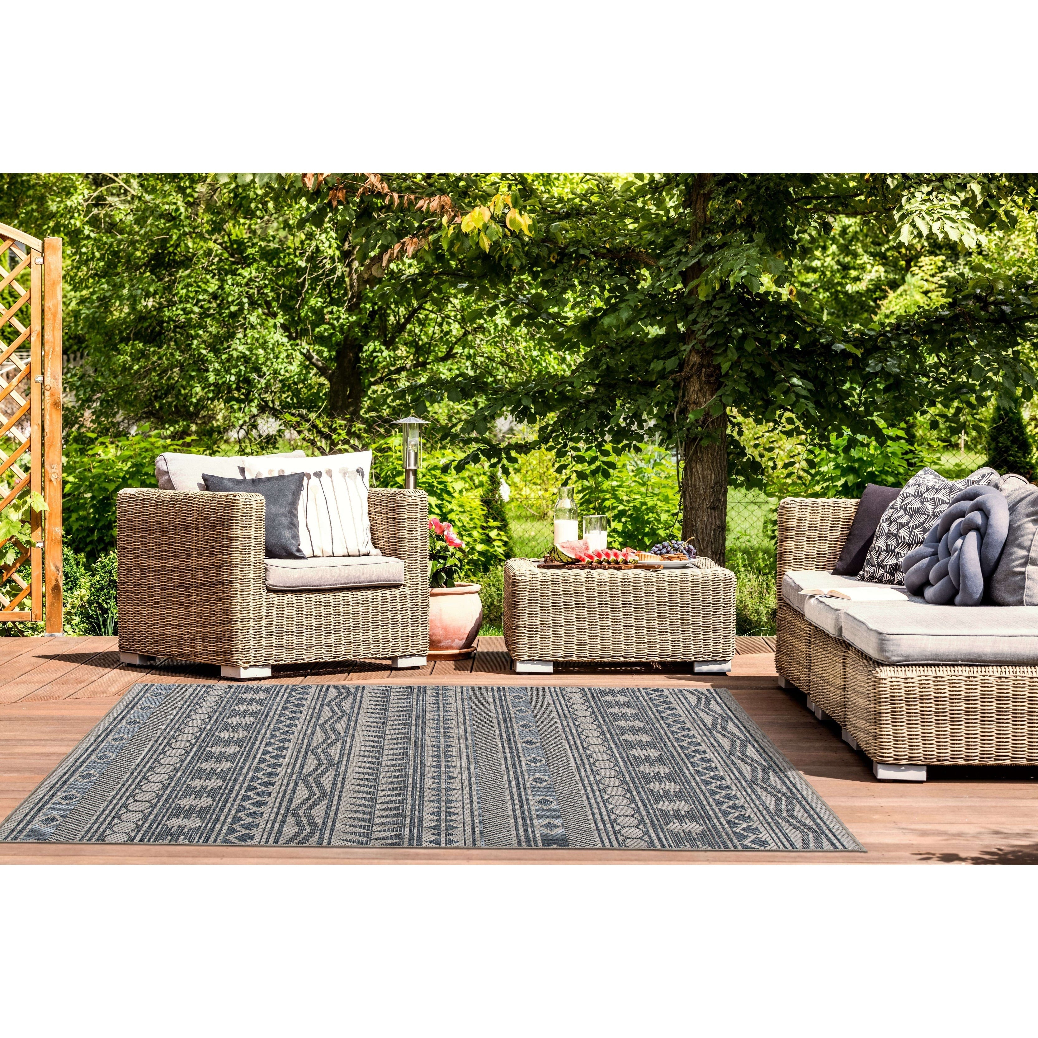 World Rug Gallery Modern Bohemian Global Indoor/Outdoor Area Rug
